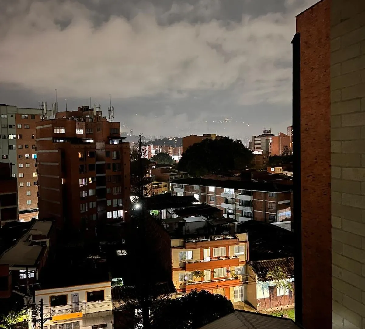 Apartamento En Laureles Con Piscina Y Parquedero 802 Medellín Apartment