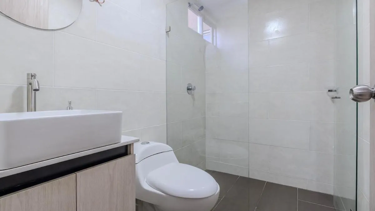 Apartamento En Laureles Con Piscina Y Parquedero 802 Medellín 0*,